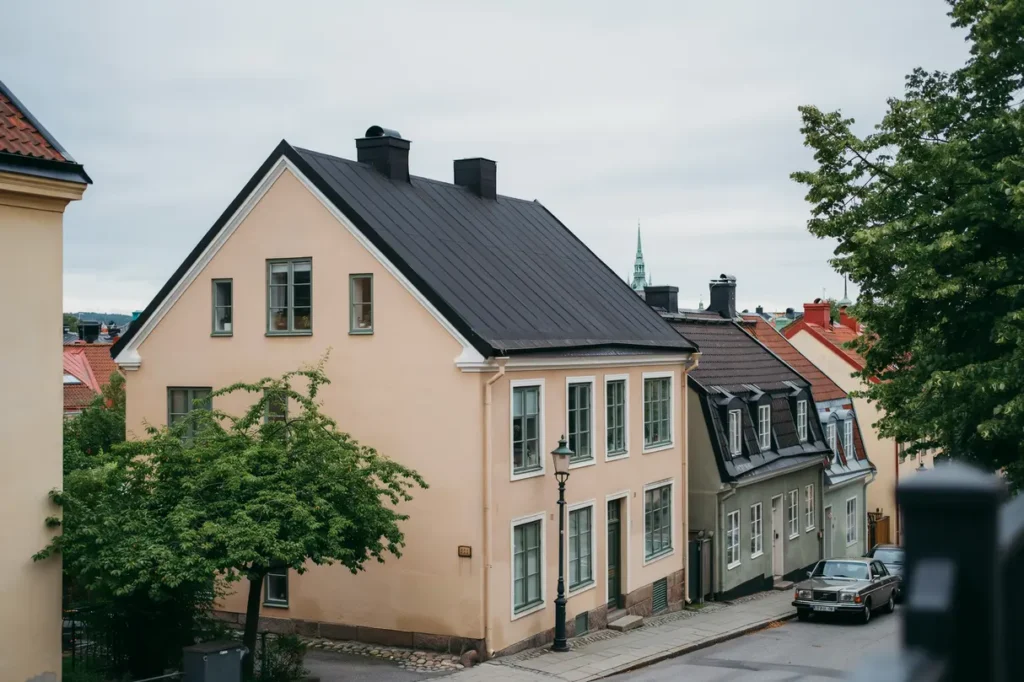 oml ggning av takpapp p radhus i gamla enskede enskede