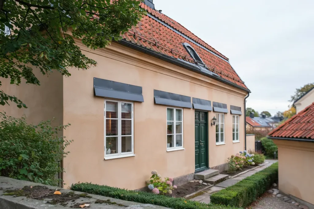montering av f nsterbleck och omfattningspl t p villa i gamla enskede